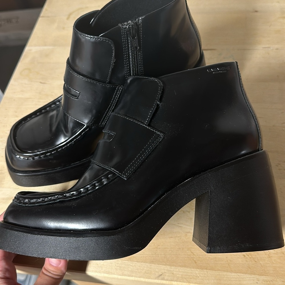 Vagabond Black Ankle Boots - Picture 10 of 15